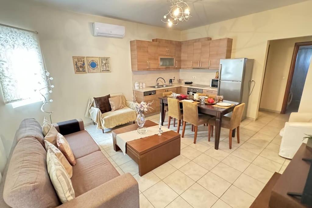 Sofias House Apartment Trikala  Bagian luar foto